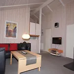 Hébergement de vacances 4 Personen Mit Privatem Bootsteg, Direkte Seelage, Kanu, Sauna Und Kaminofen In Otterndorf