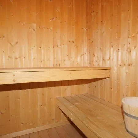 4 Personen Mit Privatem Bootsteg, Direkte Seelage, Kanu, Sauna Und Kaminofen In Holiday home Otterndorf