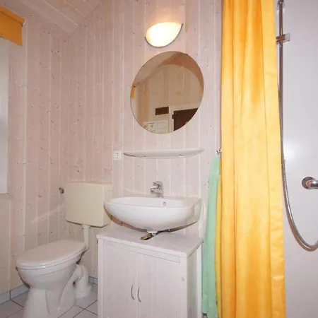 4 Personen Mit Privatem Bootsteg, Direkte Seelage, Kanu, Sauna Und Kaminofen In Holiday home Otterndorf