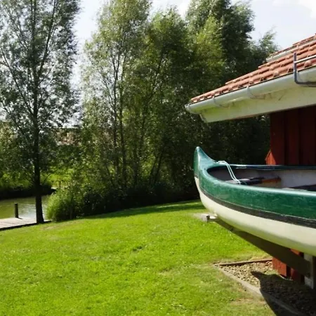 Holiday home 4 Personen Mit Privatem Bootsteg, Direkte Seelage, Kanu, Sauna Und Kaminofen In Otterndorf