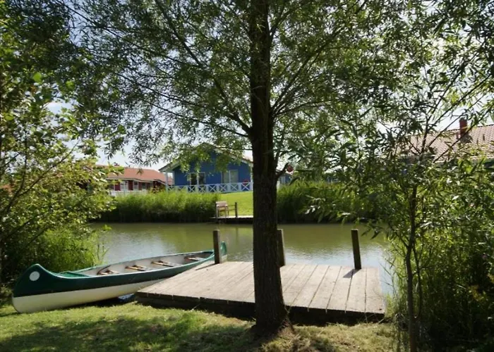 度假居 4 Personen Mit Privatem Bootsteg, Direkte Seelage, Kanu, Sauna Und Kaminofen In *